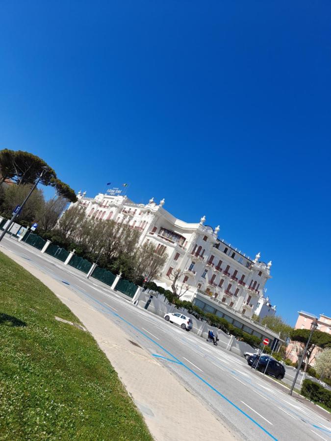 Appartamento Vista Mare Viserbella, Vicissimo Alla Fiera Rimini Extérieur photo